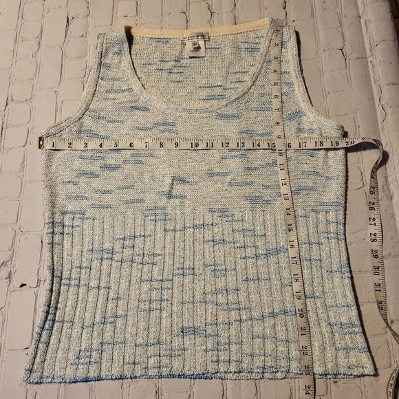 ST JOHN SPORT Sleeveless Scoop Neck Wool Sweater Size L - Picture 9 of 11